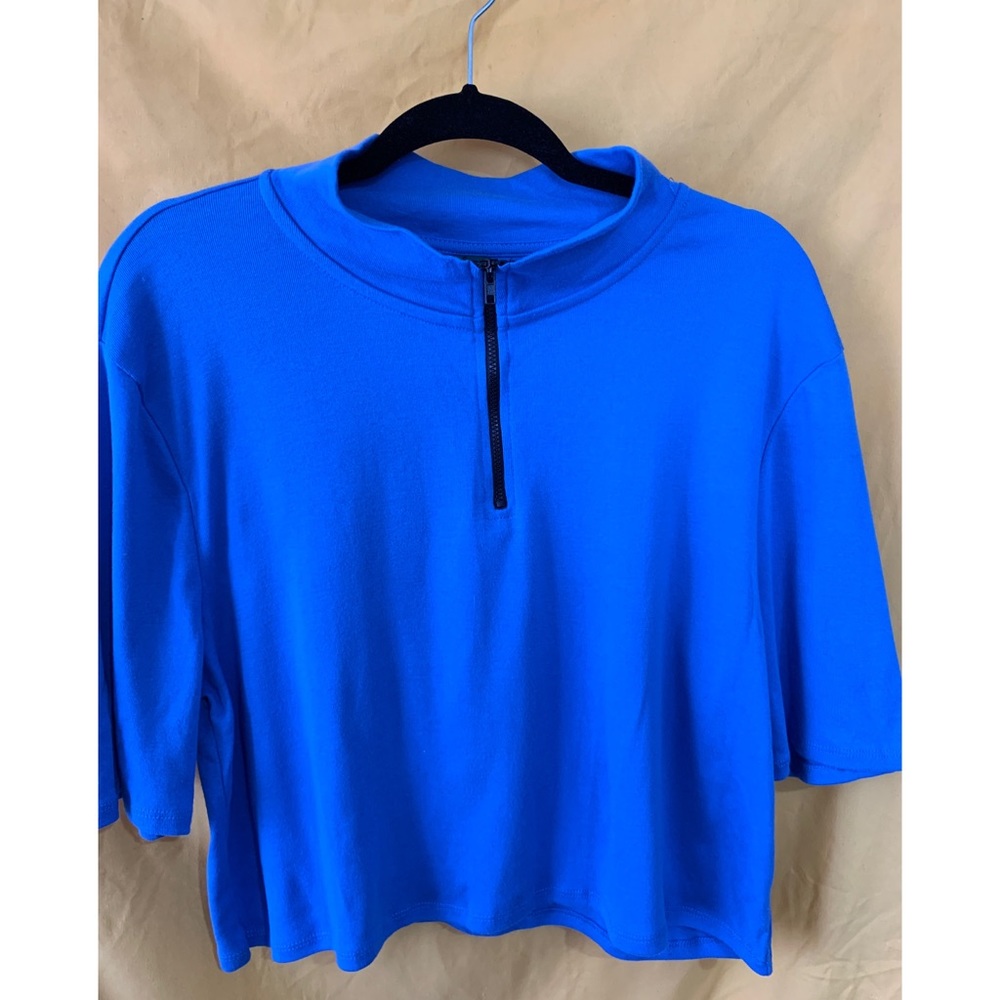 Half zip crop top